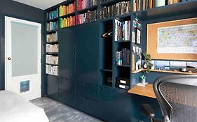 Sea Breeze Apartment